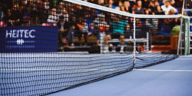 The Optimal Court Lighting Conditions when Playing Tennis