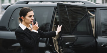 Smooth Landings, Luxurious Rides: Unleash the Magic of Airport Limo Travel