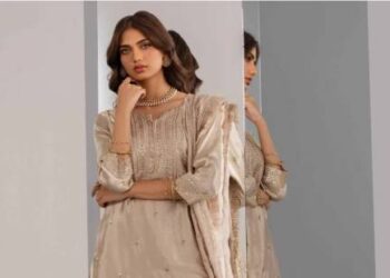 Pakistani Dresses Online Delivering Style to Your Door