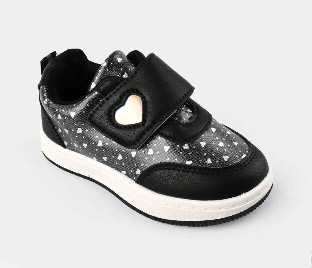 From Casual to Party: Must-Have Shoes Every Girl Needs